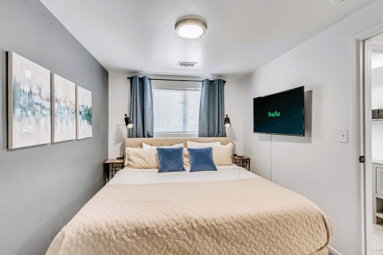 شقة Cozy For Bookworms - Laundry - King Bed - Parking سالت ليك سيتي المظهر الخارجي الصورة